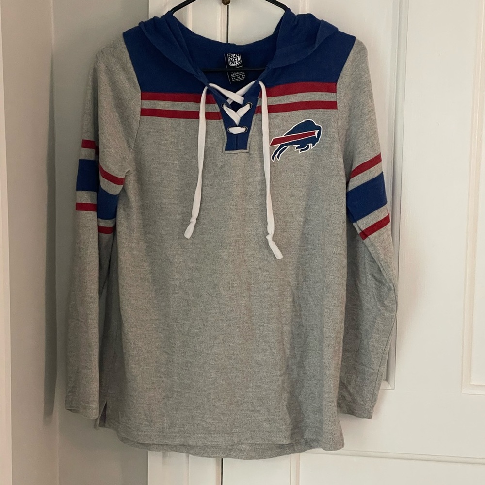 BILLS light weight drawstring hooded top. Side medium